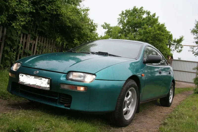 Mazda 323 vi (bj), 1998