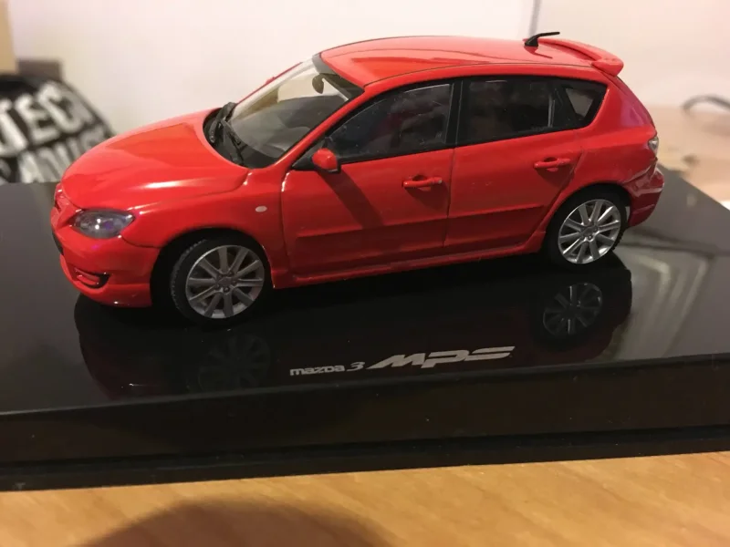 Mazda 3 Bronze 1:43