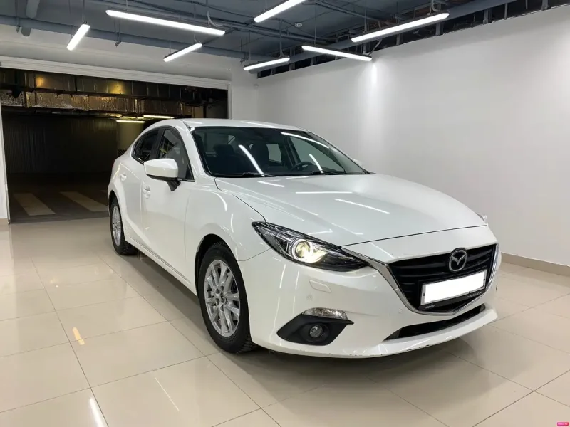 Mazda 3 White 2015