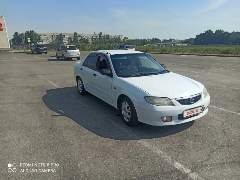 Mazda familia VIII (bj) 1998