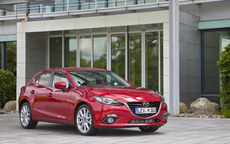 Mazda 3 Hatchback 2013