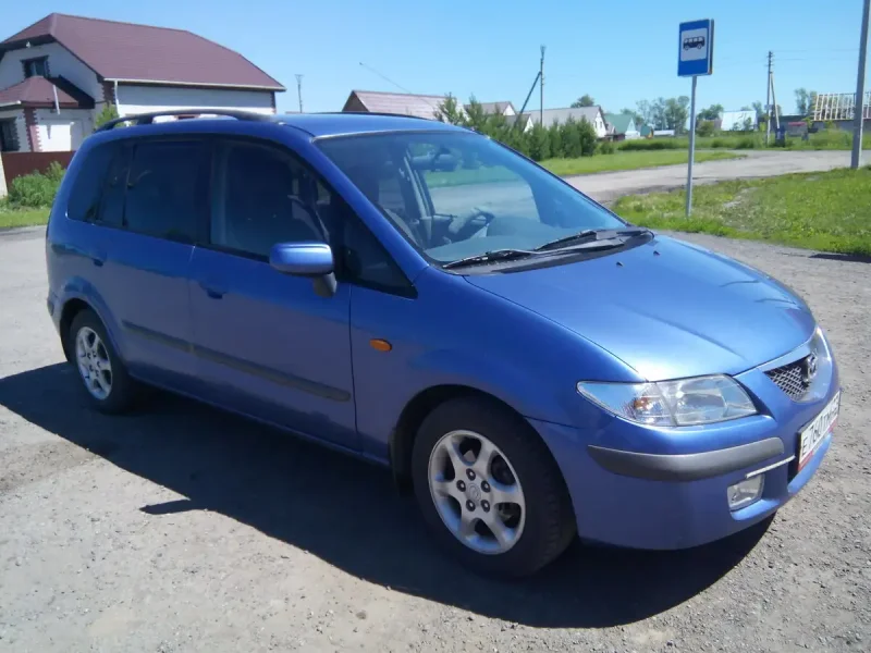 Mazda Premacy 2000