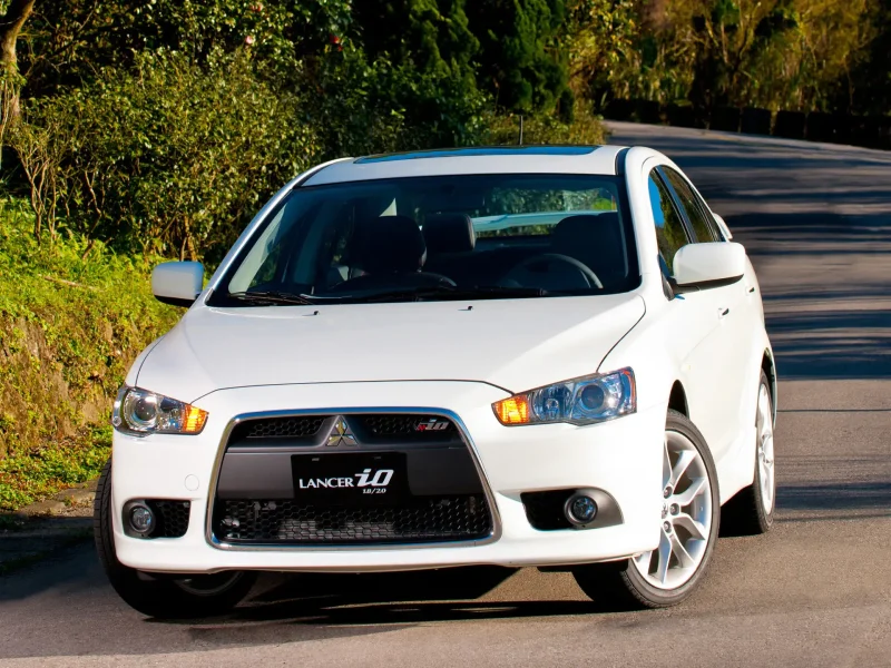 Mitsubishi Lancer 2012
