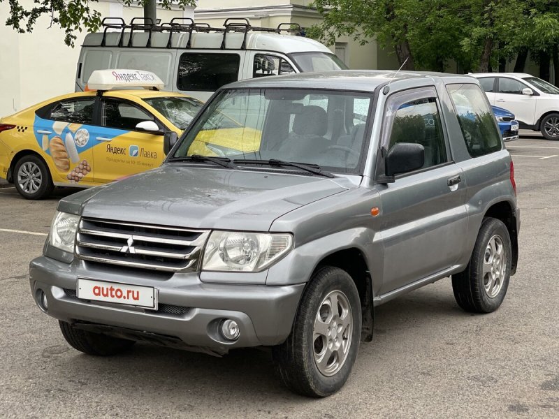 Mitsubishi Pajero Пинин