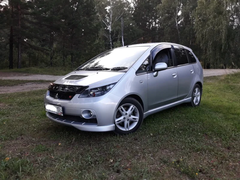 Mitsubishi Colt 2012