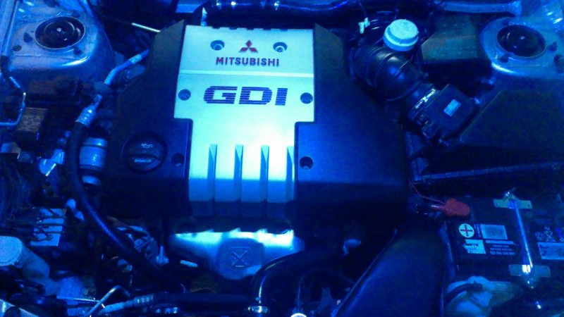 Mitsubishi Carisma 1.6 МТ 1998 под капотом