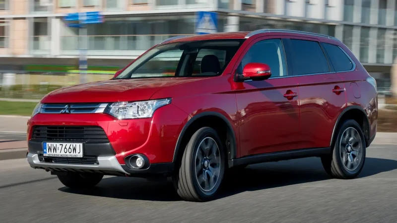 Mitsubishi ASX сбоку