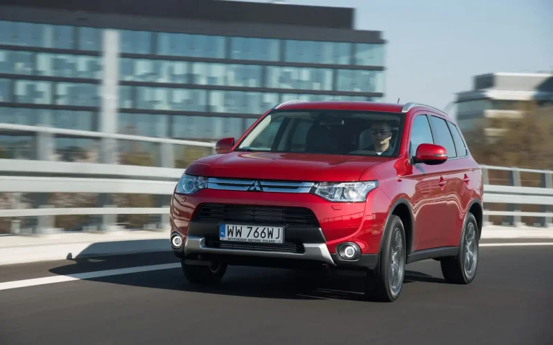 Mitsubishi Outlander 2020
