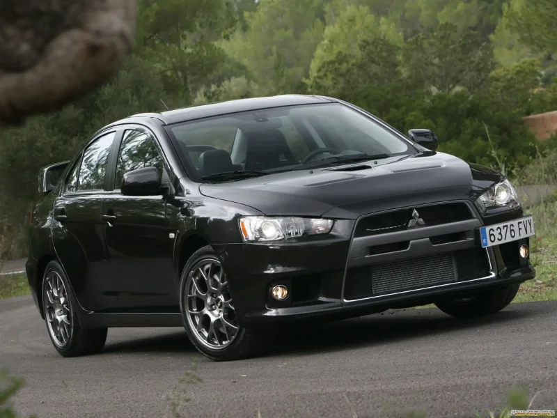Mitsubishi Lancer Evolution x 2012