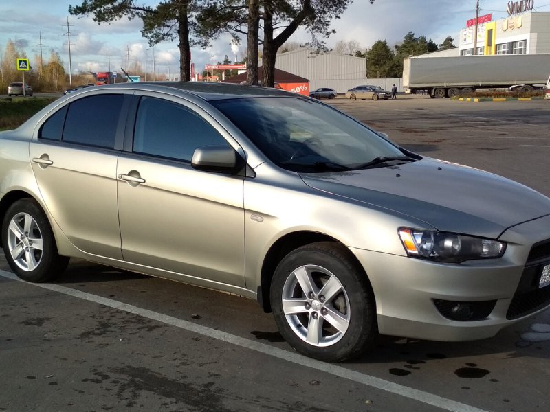 Mitsubishi Lancer x 2008