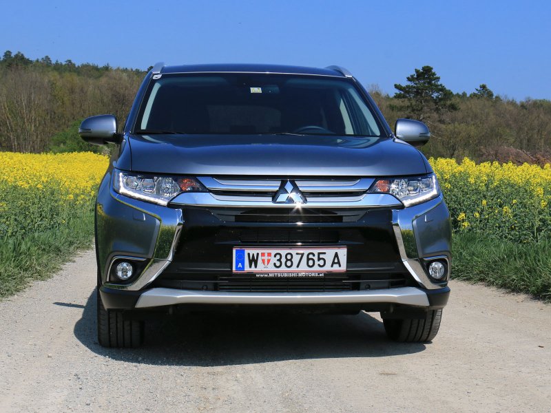 Mitsubishi Outlander 2021 INSTYLE