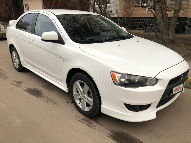Mitsubishi Lancer 2008 черный