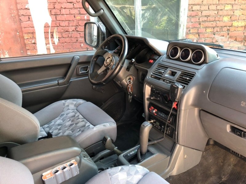Mitsubishi Pajero 1997 салон
