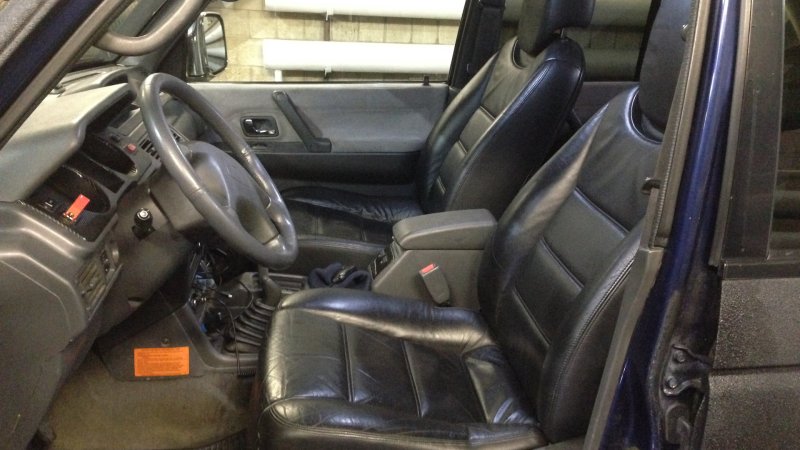 Mitsubishi Pajero, 1992 салон