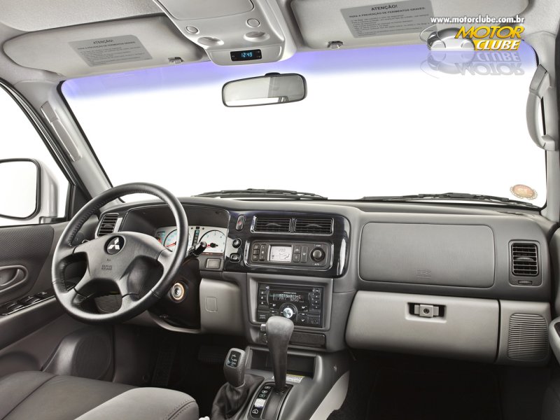 Mitsubishi Pajero Sport 3 салон