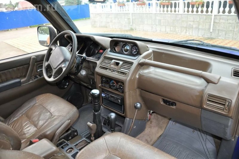 Mitsubishi Pajero 1993 салон