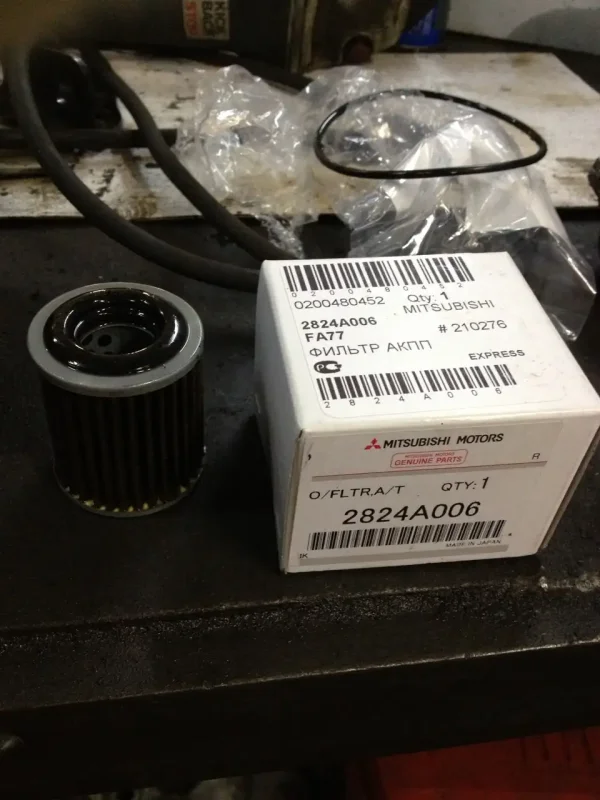 Фильтрующий элемент Mitsubishi 2824a006