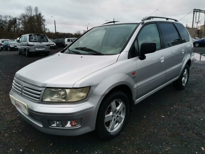 Mitsubishi Space Wagon 2.4 at, 2002,