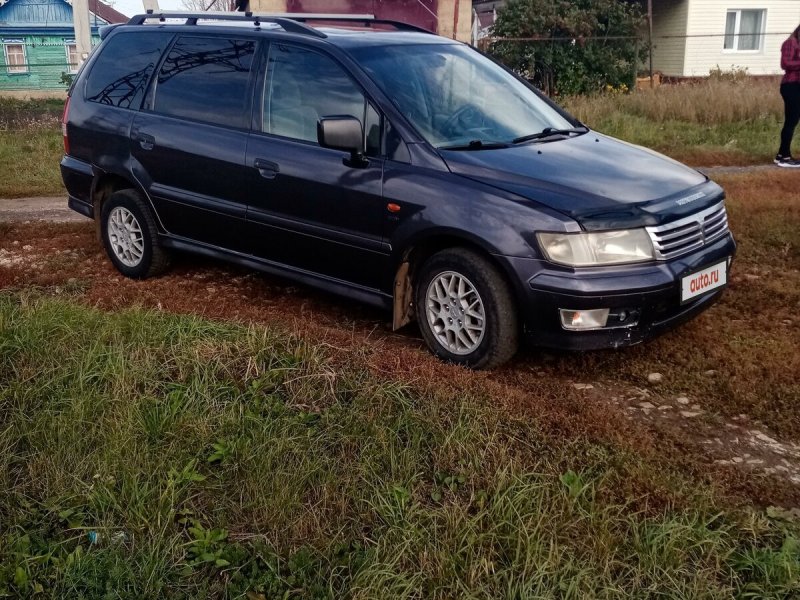 Mitsubishi Space Wagon 2.4 МТ