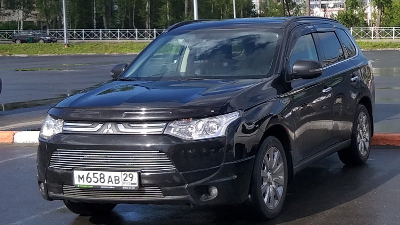 Митсубиси Аутлендер Самурай