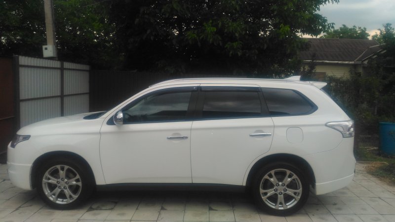 Mitsubishi Samurai Outlander 2012-2015 салон