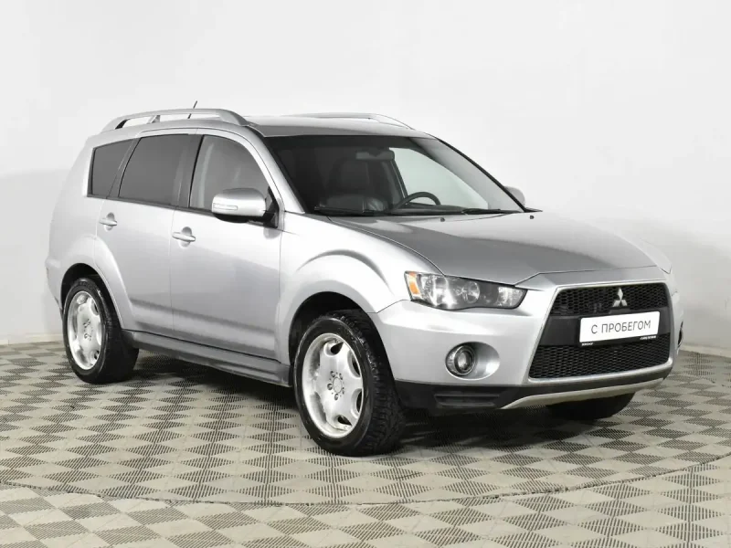Mitsubishi Outlander 2010
