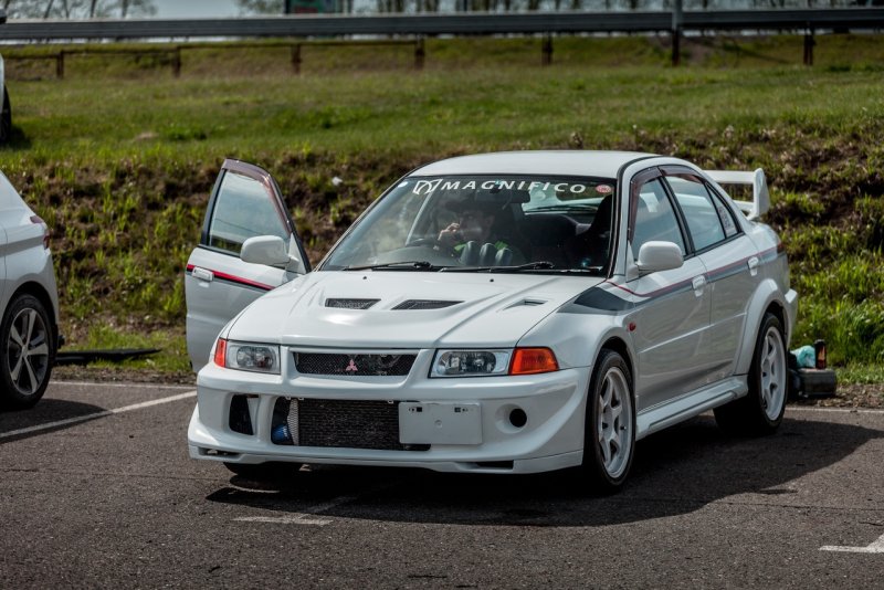 Mitsubishi Evolution 6