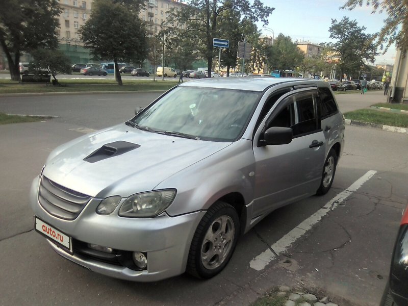 Mitsubishi Airtrek 2004