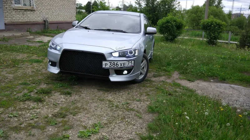 Бампер Accolade Lancer 10