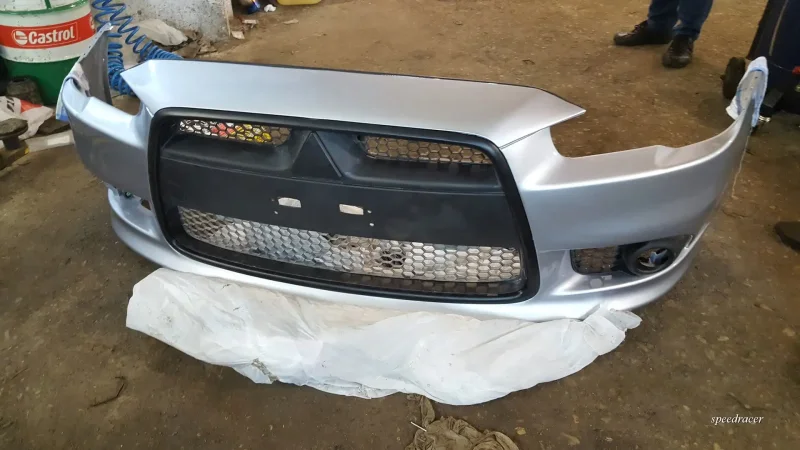 Mitsubishi Lancer 10 Рестайлинг клыки