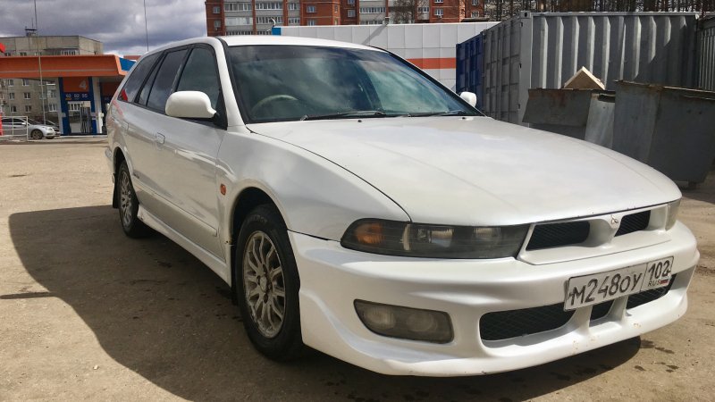 Mitsubishi Legnum 2001