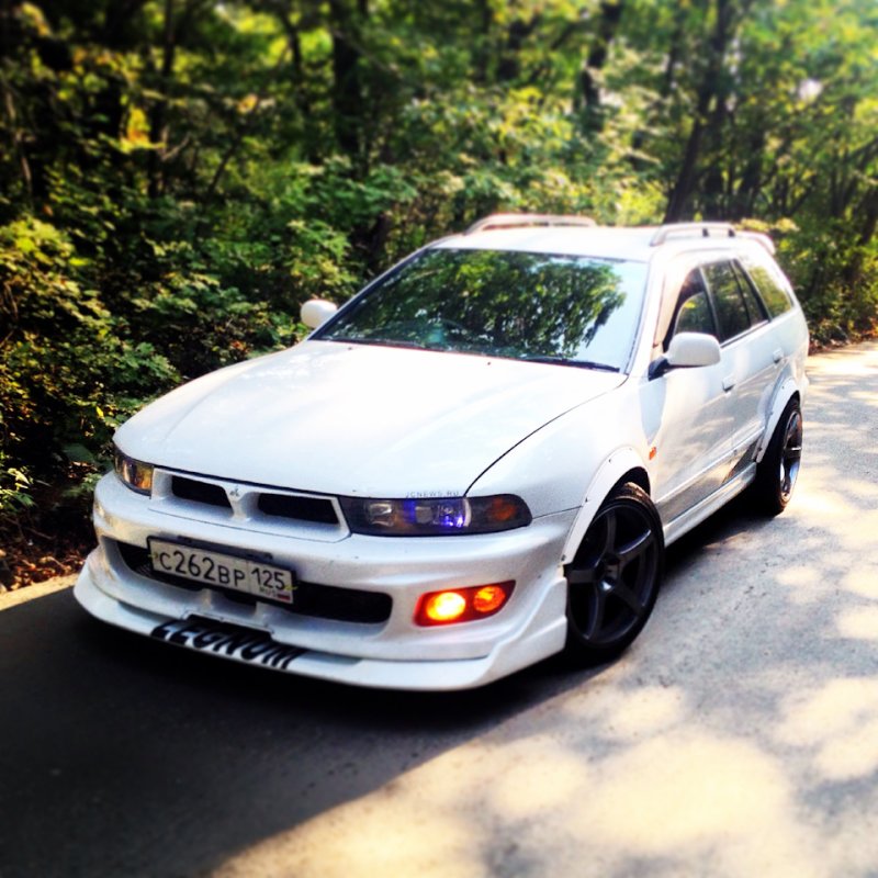 Mitsubishi Legnum VR-4