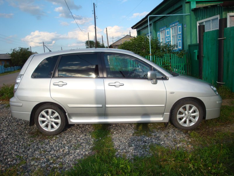 Сузуки Лиана 2004