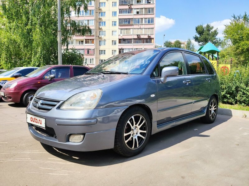 Сузуки Лиана изумруд