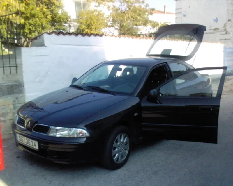 Митсубиси Каризма 2002 1.8 GDI