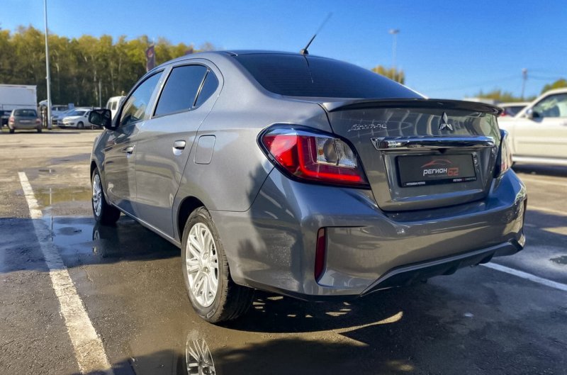 Mitsubishi Attrage 2021
