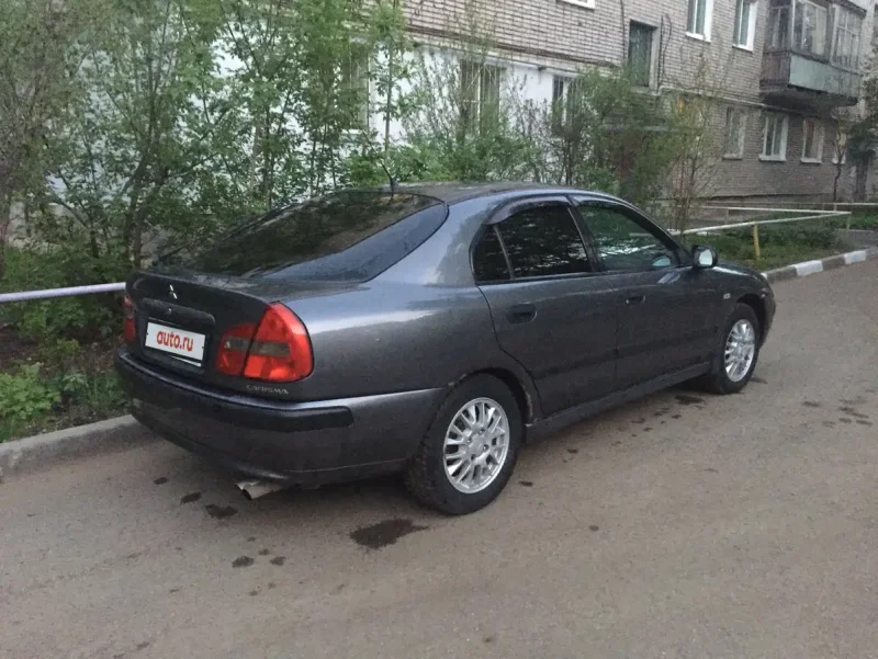 Митсубиси Каризма 2003 1.8
