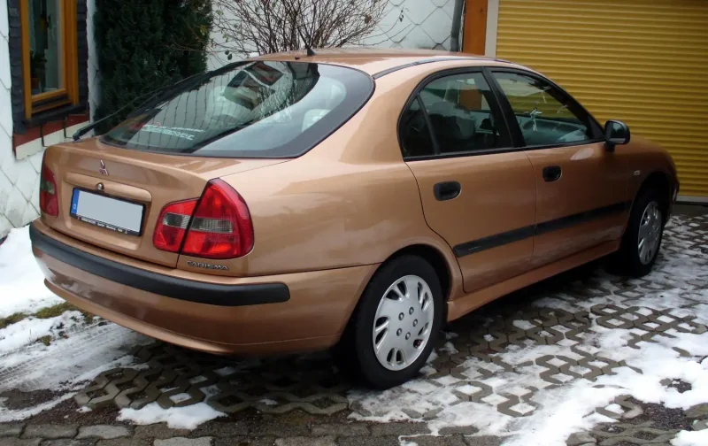 Мицубиси Carisma 1995