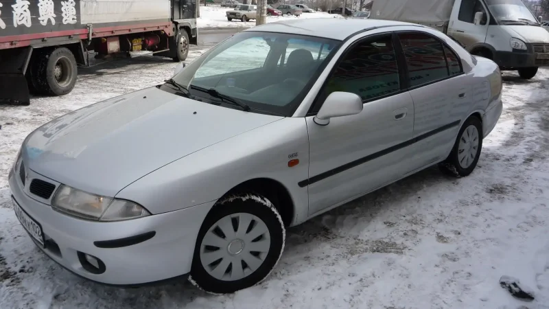 Митсубиси Каризма 1998 1.8
