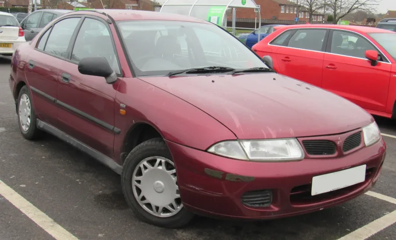 Мицубиси Каризма 1998 GDI 1.8
