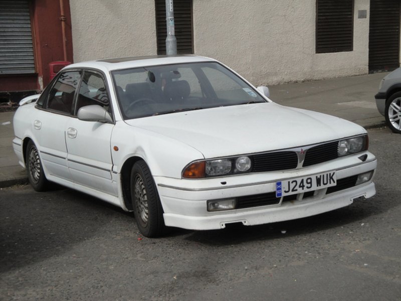 Mitsubishi Sigma 1990