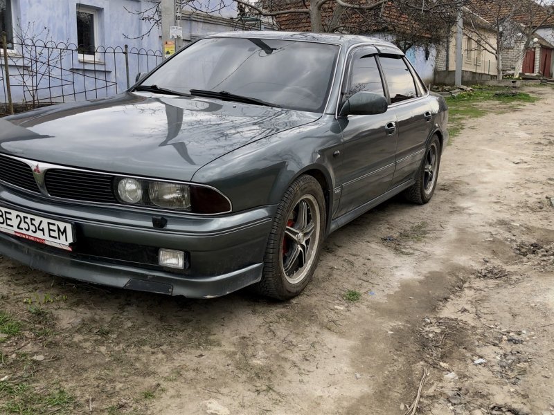 Митсубиси Сигма 1991 3.0