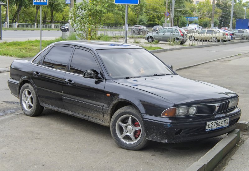 Мицубиси Сигма