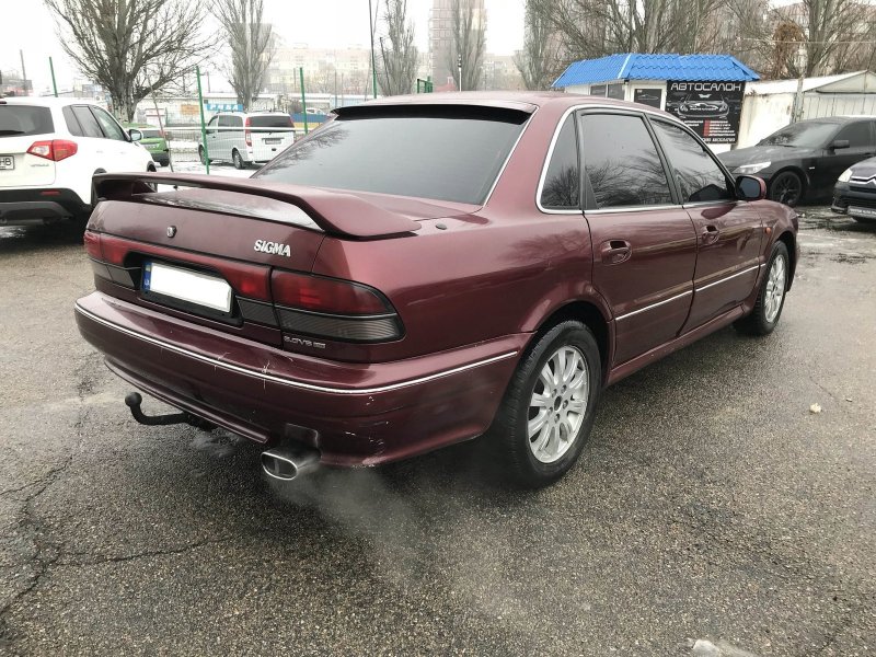 Mitsubishi Sigma 1991 года