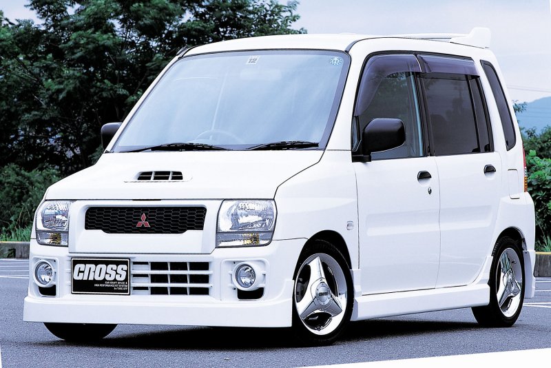 Mitsubishi Toppo bj 1998-2004