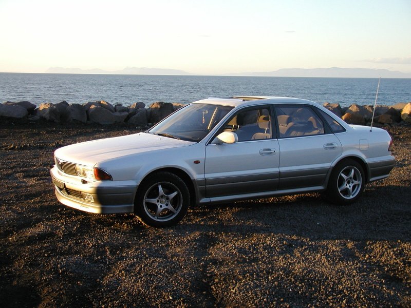 Mitsubishi Sigma
