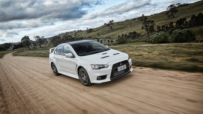 Mitsubishi Lancer 10 White