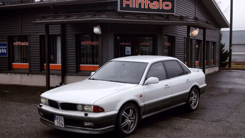 Mitsubishi Sigma 1992 салон