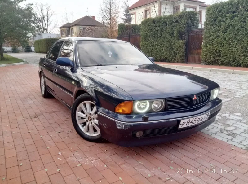 Mitsubishi Sigma 1996