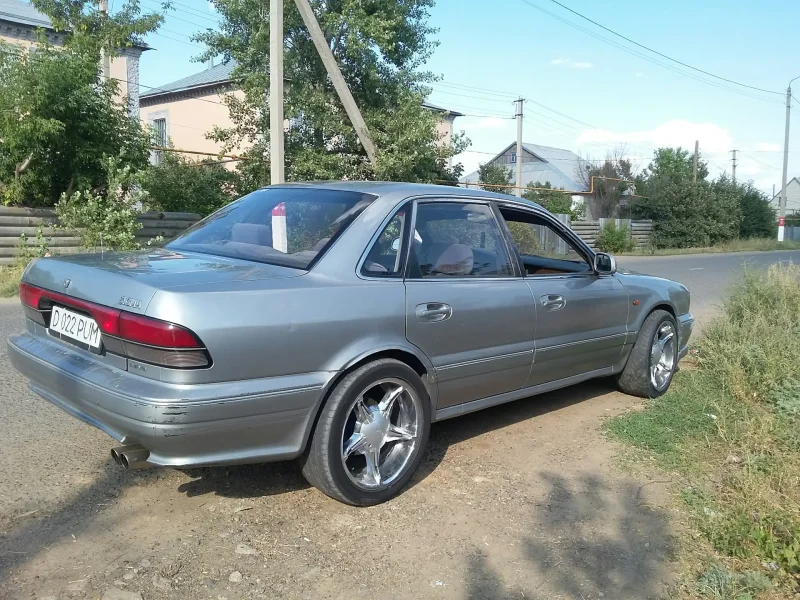 Mitsubishi Sigma 3.0